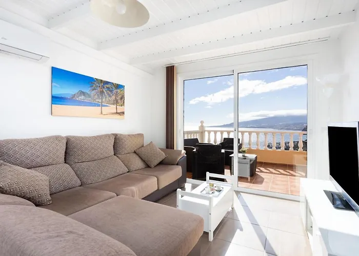 Apartman Home2book Amazing Sea Views, Terrace & Pool