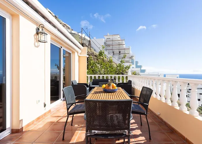 Appartamento Home2book Amazing Sea Views, Terrace & Pool *