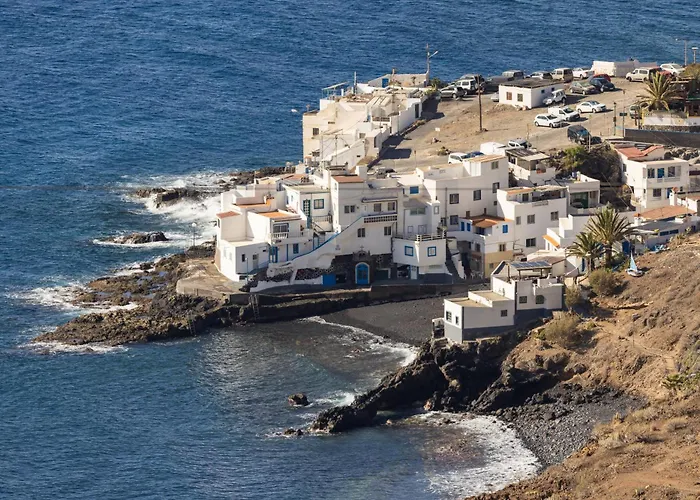 Home2book Amazing Sea Views, Terrace & Pool Appartamento